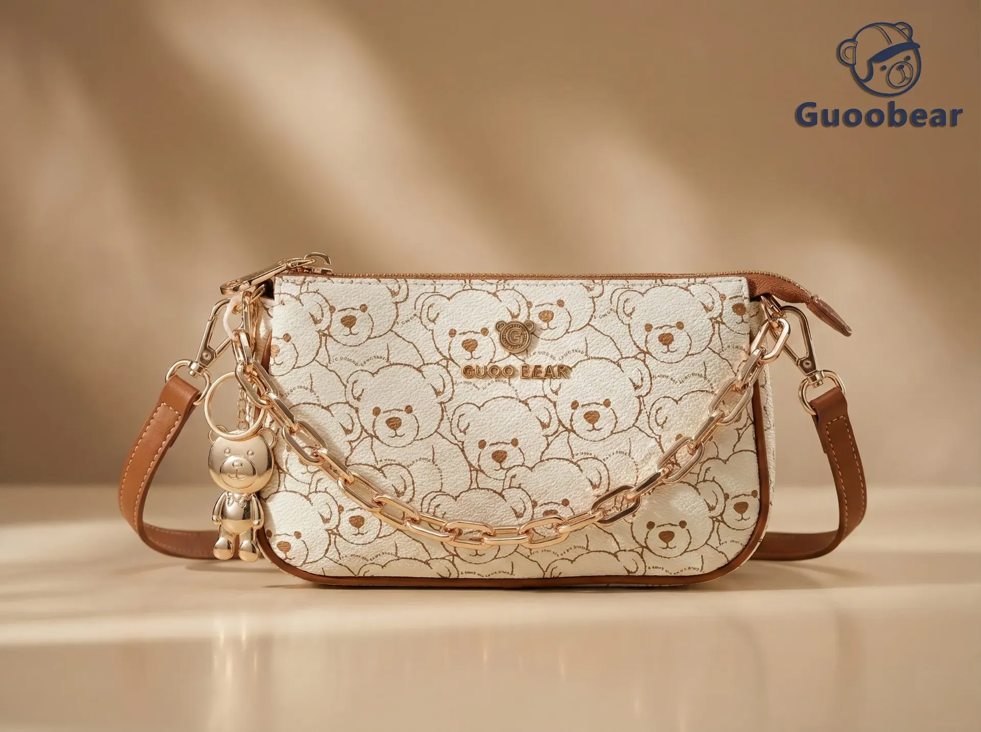 [GU1149-47450] Off-white plush bear crossbody bag